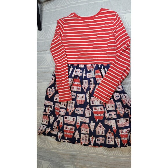 Hanna Andersson Holiday Play Dress – Red Stripes & Gingerbread Village Print - Picture 4 of 10